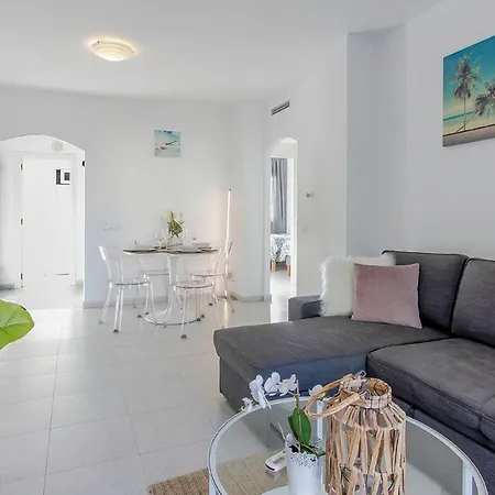 Fantastic 2-bed Close To The Sandy Beach